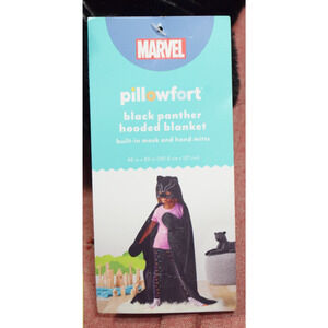 The Marvel Collection by Pillowfort Black Panther Kids' Hooded Blanket*